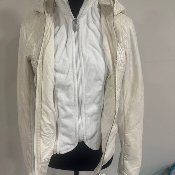 Jacket - Picture 3 of 6